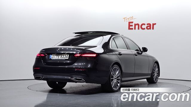 Mercedes-Benz E-Class E350 4MATIC AMG Line