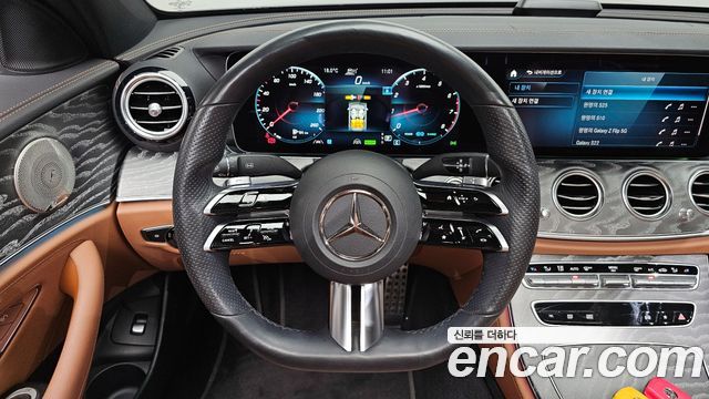 Mercedes-Benz E-Class E350 4MATIC AMG Line