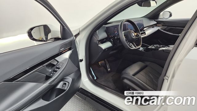 BMW 5-Series 520i M Sport