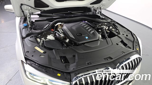 BMW 7-Series 730Ld xDrive M Sport