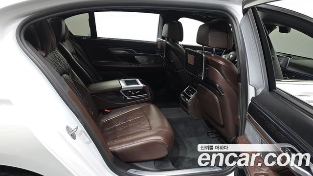 BMW 7-Series 730Ld xDrive M Sport