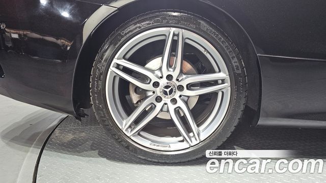 Mercedes-Benz E-Class E220d Cabriolet