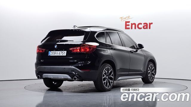 BMW X1 xDrive 20i xLine