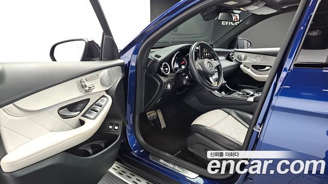 Mercedes-Benz GLC-Class GLC350e 4MATIC AMG Line