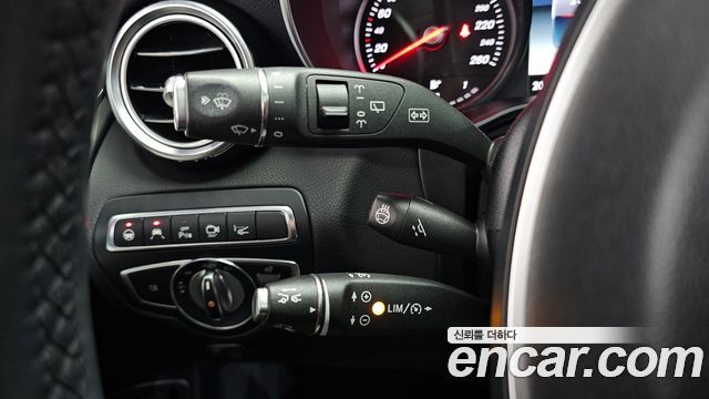 Mercedes-Benz GLC-Class GLC350e 4MATIC AMG Line