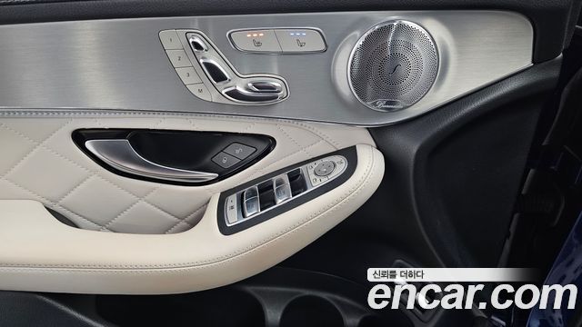 Mercedes-Benz GLC-Class GLC350e 4MATIC AMG Line