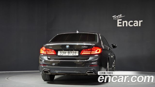 BMW 5-Series 530i M Sport Package Plus