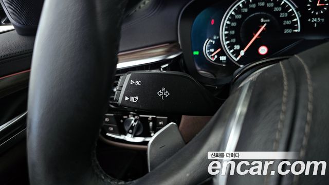 BMW 5-Series 530i M Sport Package Plus