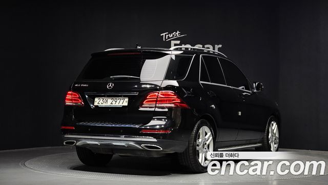 Mercedes-Benz GLE-Class GLE350 d 4MATIC