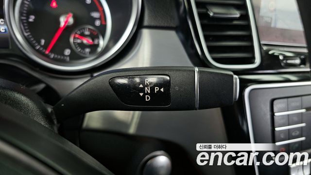 Mercedes-Benz GLE-Class GLE350 d 4MATIC