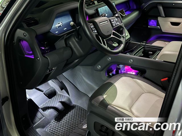Land Rover Defender 110 D300 X-Dynamic HSE
