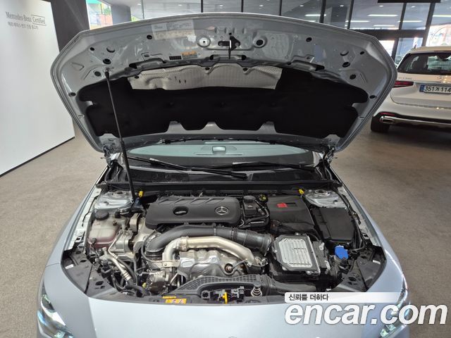 Mercedes-Benz CLA-Class CLA250 4MATIC