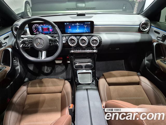 Mercedes-Benz CLA-Class CLA250 4MATIC