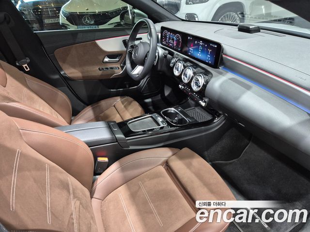 Mercedes-Benz CLA-Class CLA250 4MATIC