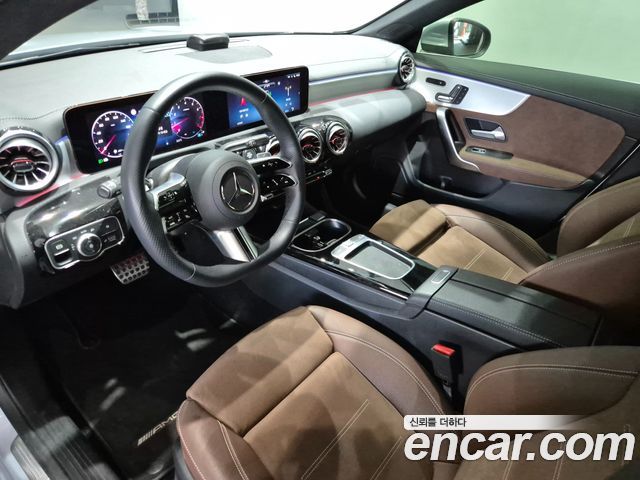 Mercedes-Benz CLA-Class CLA250 4MATIC