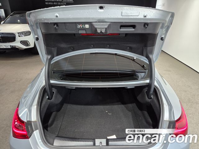 Mercedes-Benz CLA-Class CLA250 4MATIC