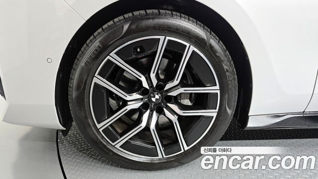 BMW 7-Series 740d xDrive M Sport