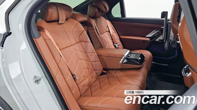 BMW 7-Series 740d xDrive M Sport
