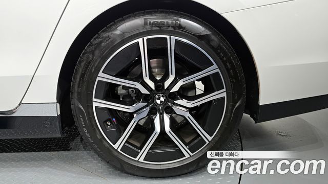 BMW 7-Series 740d xDrive M Sport
