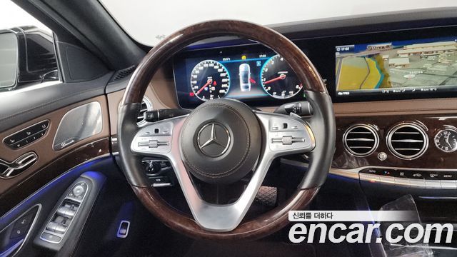Mercedes-Benz S-Class S560L 4MATIC