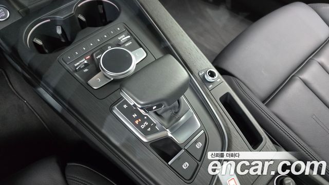 Audi A4 40 TFSI Premium