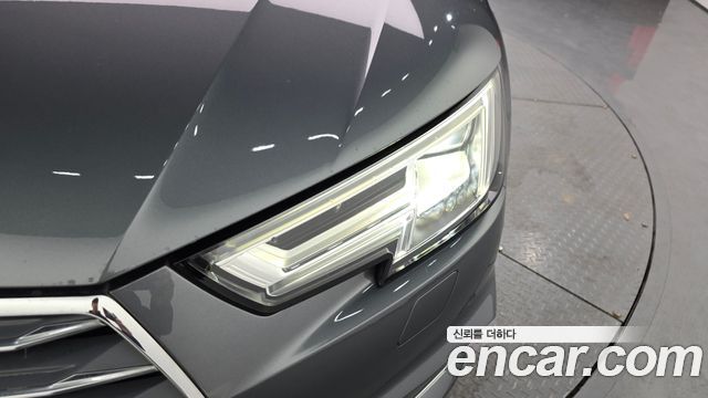 Audi A4 40 TFSI Premium