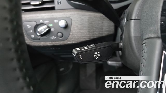 Audi A4 40 TFSI Premium