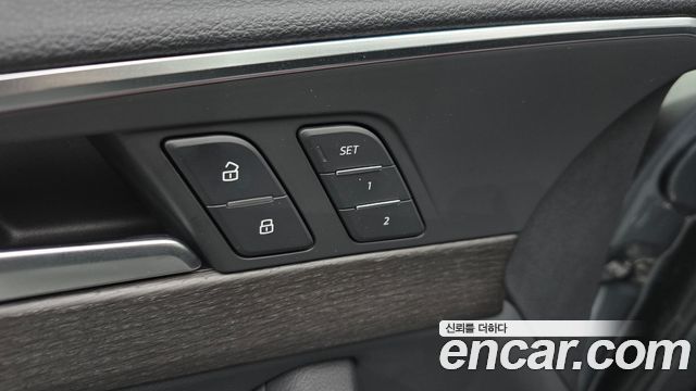 Audi A4 40 TFSI Premium