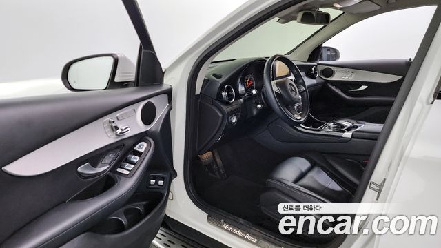 Mercedes-Benz GLC-Class GLC350e 4MATIC