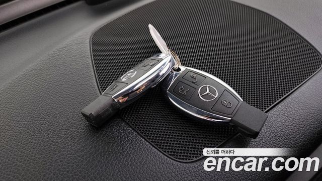 Mercedes-Benz GLC-Class GLC350e 4MATIC