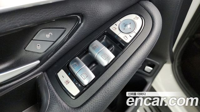 Mercedes-Benz GLC-Class GLC350e 4MATIC