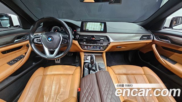 BMW 5-Series 520d xDrive M Sport Package Plus