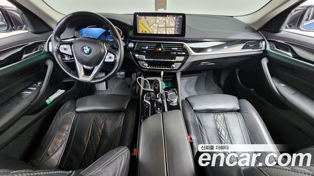 BMW 5-Series 523d Luxury