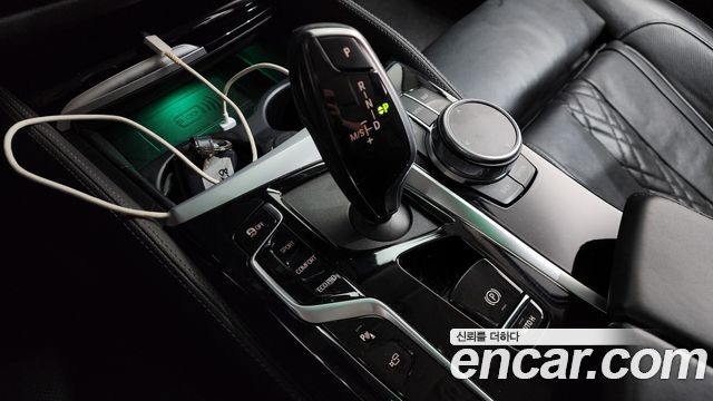 BMW 5-Series 523d Luxury