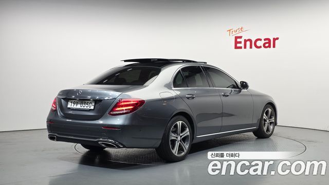 Mercedes-Benz E-Class E300 Avantgarde