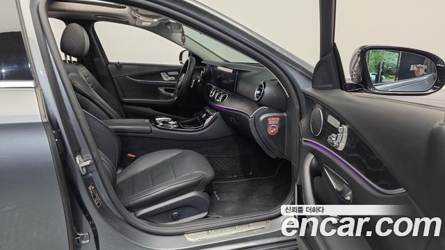 Mercedes-Benz E-Class E300 Avantgarde