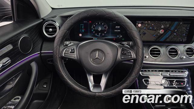 Mercedes-Benz E-Class E300 Avantgarde