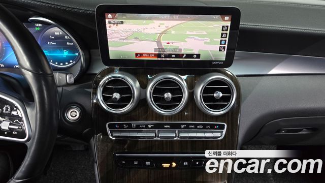 Mercedes-Benz GLC-Class GLC300 4MATIC