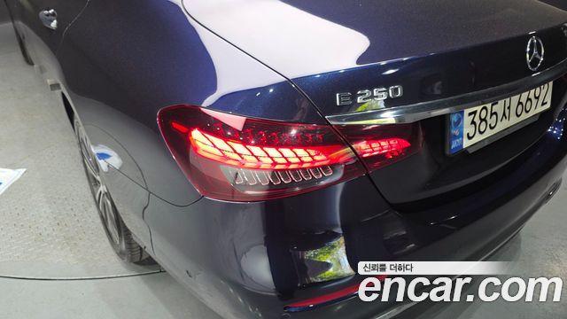Mercedes-Benz E-Class E250 Avantgarde