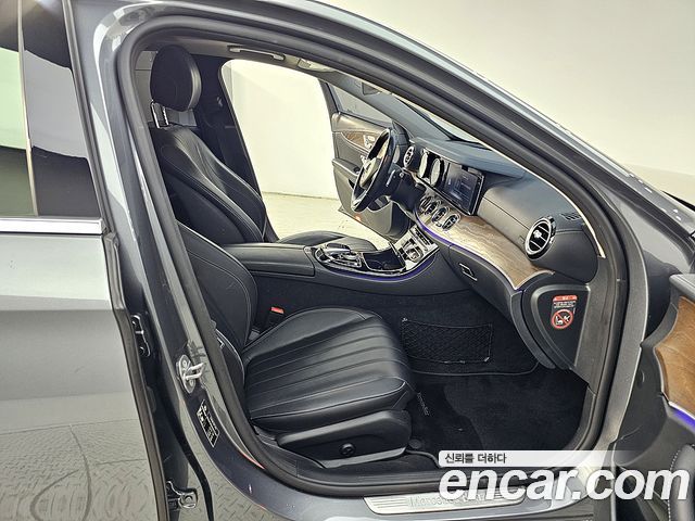 Mercedes-Benz E-Class E220d 4MATIC Exclusive