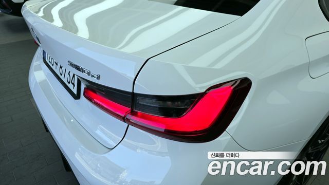 BMW 3-Series 320d xDrive M Sport