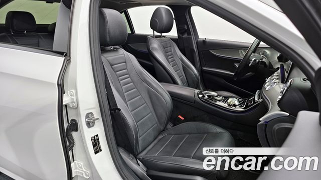 Mercedes-Benz E-Class E300 Avantgarde