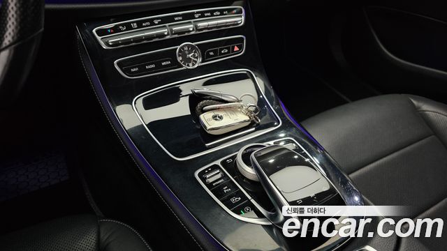 Mercedes-Benz E-Class E300 Avantgarde