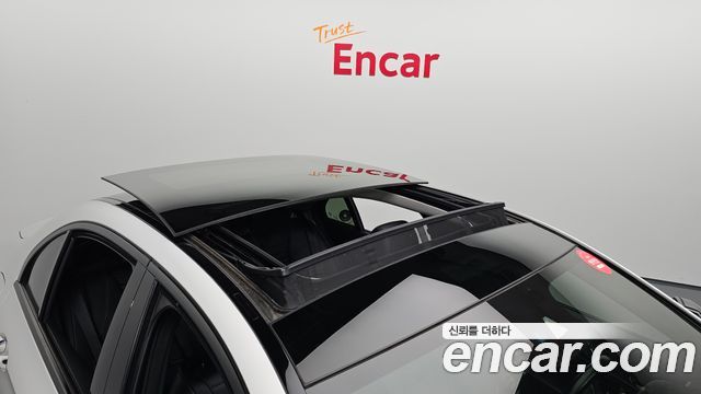 Mercedes-Benz E-Class E300 Avantgarde