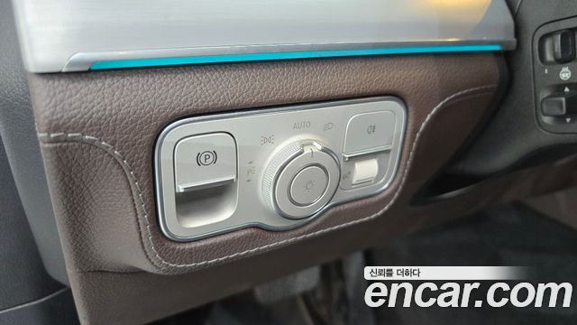 Mercedes-Benz GLE-Class GLE300d 4MATIC