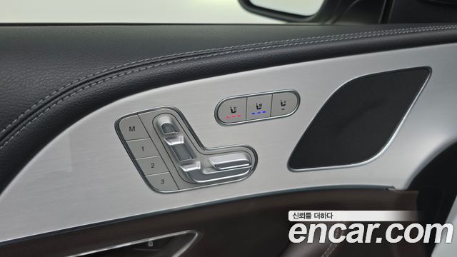 Mercedes-Benz GLE-Class GLE300d 4MATIC