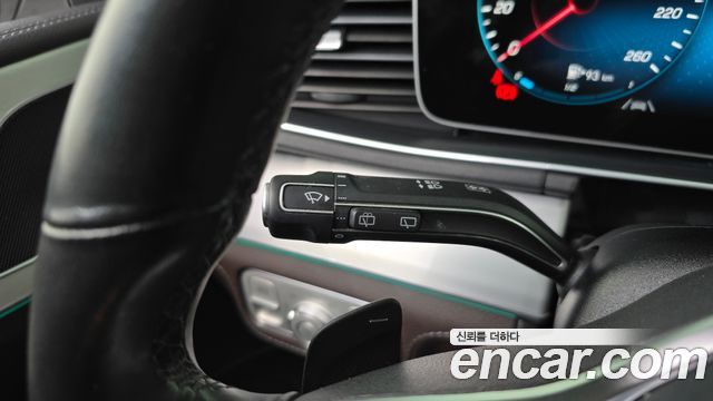 Mercedes-Benz GLE-Class GLE300d 4MATIC