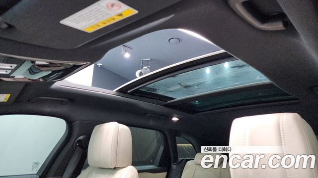 Land Rover Range Rover Velar 3.0 D300 R-Dynamic HSE