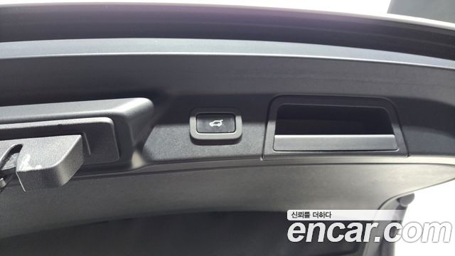 Land Rover Range Rover Velar 3.0 D300 R-Dynamic HSE