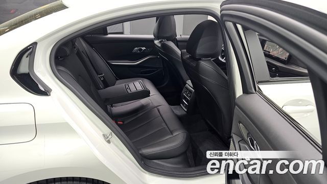 BMW 3-Series 320i M Sport